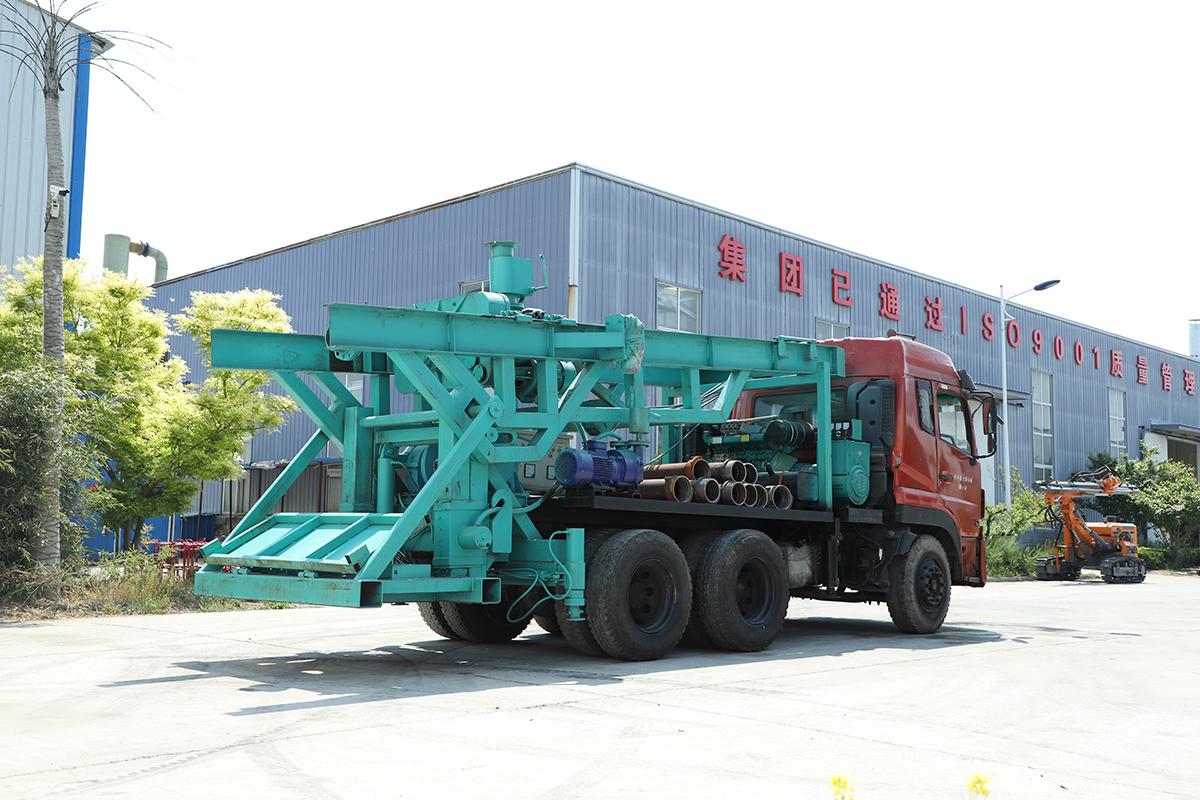 10寸後(hou)八輪反(fǎn)循環鑽(zuàn)機