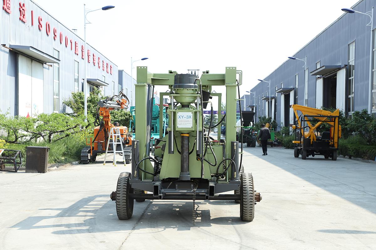XY-3T潛(qian)孔鑽機